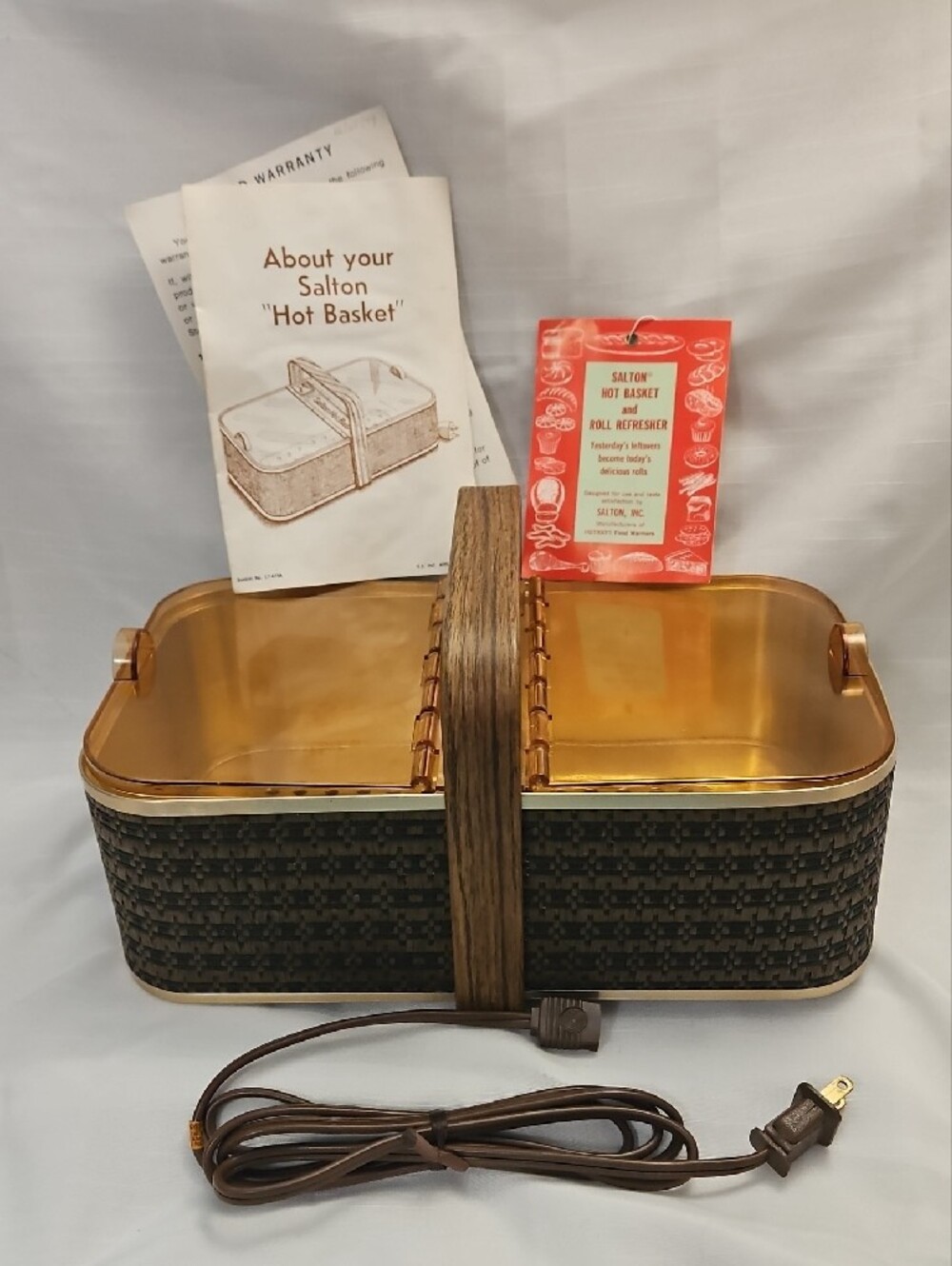 Salton Hot Basket Model BH-5 keep rolls buns finger foods warm electric Vintage